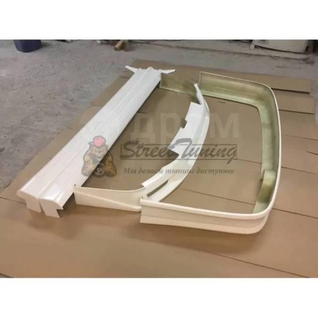 картинка Комплект обвесов "Liberal" для Subaru Legacy Wagon BH5 магазин  StreetTuning 