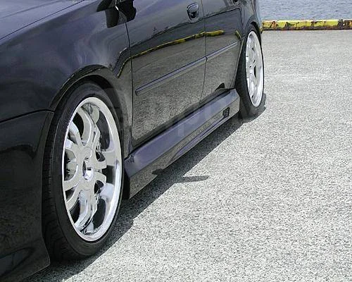 картинка Комплект обвесов Hippo Sleek для Subaru Legacy B4 BL магазин  StreetTuning 