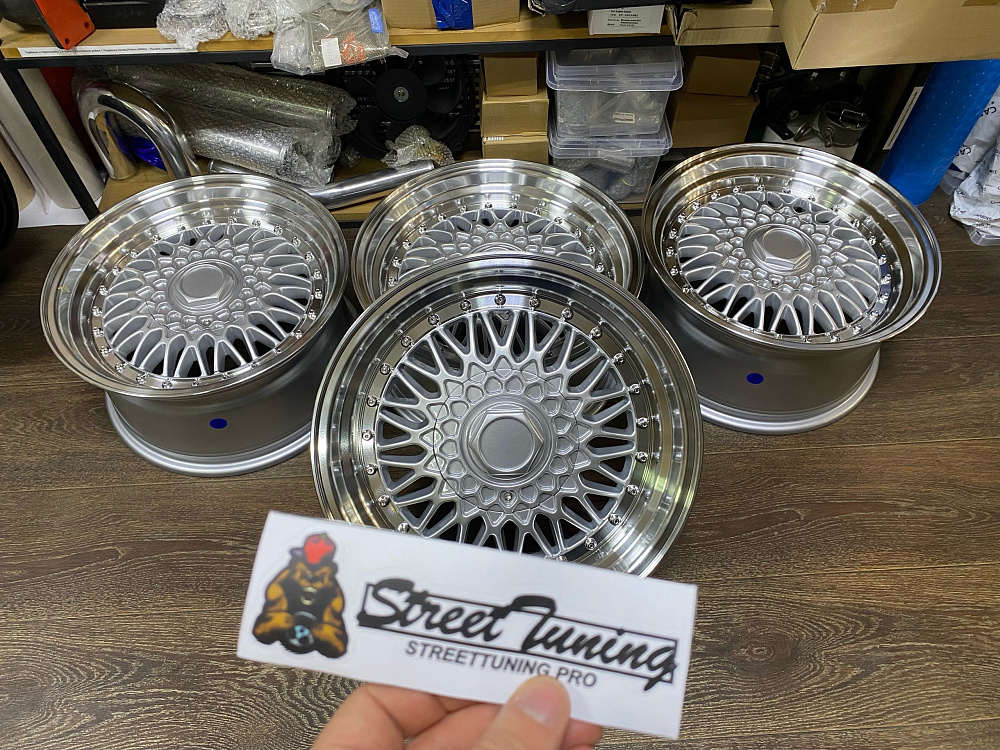 картинка Новые диски BBS RS R16 J8 ET25 4x100/108 серебро от магазина  StreetTuning