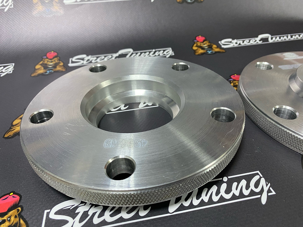 картинка Проставка Starleks 15 мм 5x130 цо 71.6 сквозная - РФ от магазина  StreetTuning