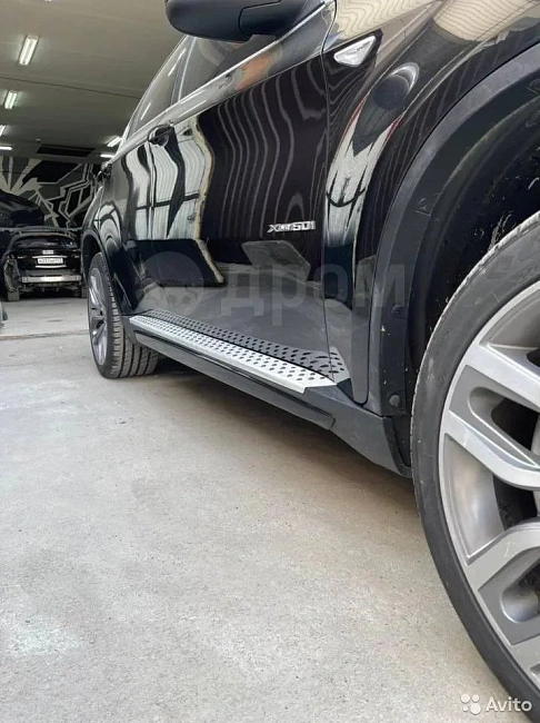 картинка Накладки на пороги Performance BMW X6 E71 - X5 E70 магазин  StreetTuning 