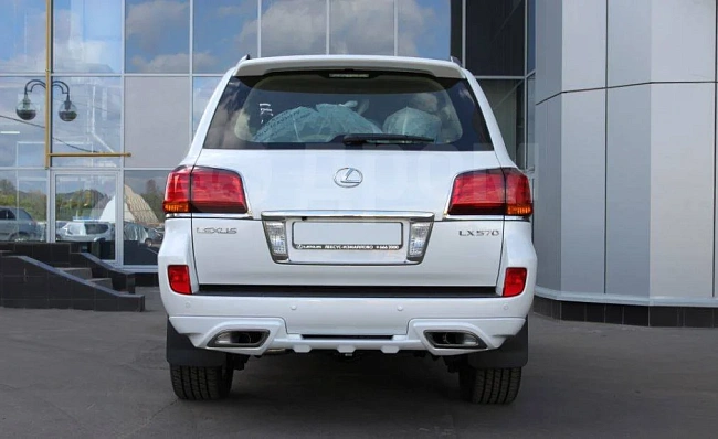 картинка Накладка на задний бампер DAMD Goldman для Lexus LX570 магазин  StreetTuning 