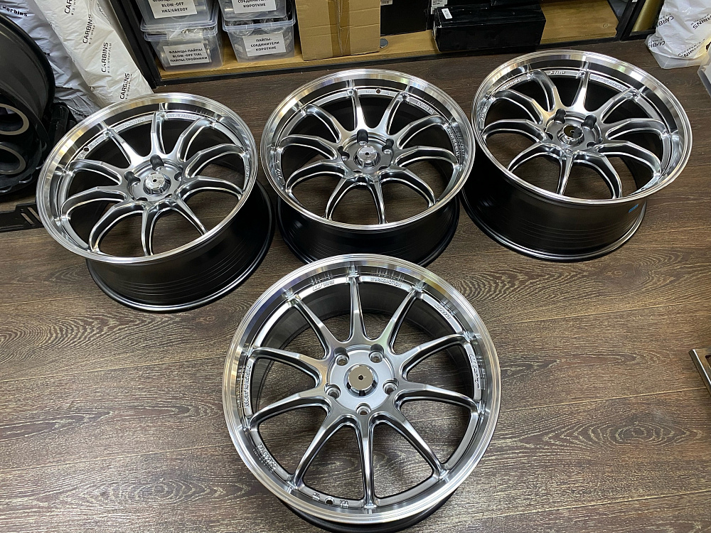картинка Новые диски RAYS R18 J8.5 ET33 5X114.3, Hyper Black от магазина  StreetTuning