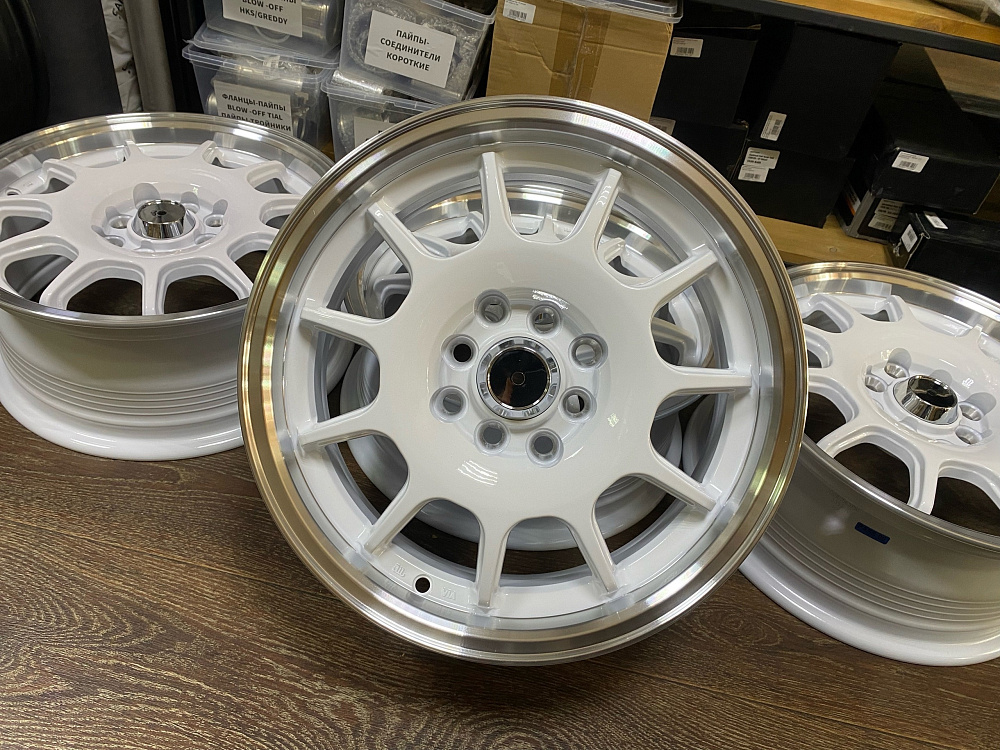 картинка Новые диски Sprint Hart R15 J6,5 ET35 4x100/4x114.3 , белые от магазина  StreetTuning