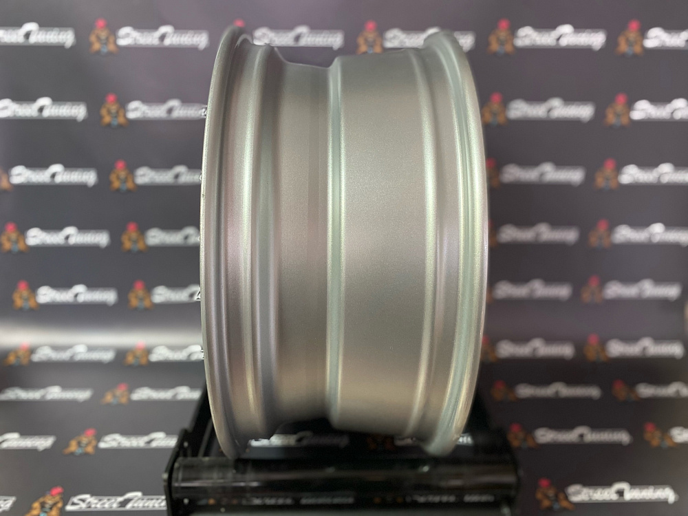 картинка Новые диски Vossen VFS1 R17 J7.5 ET30 5x114.3 Silver от магазина  StreetTuning