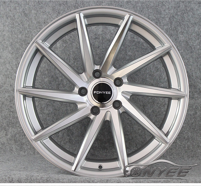 картинка Новые диски Vossen CVT-R Replica R18 5X112 ET42 J9,5 серебро магазин  StreetTuning 