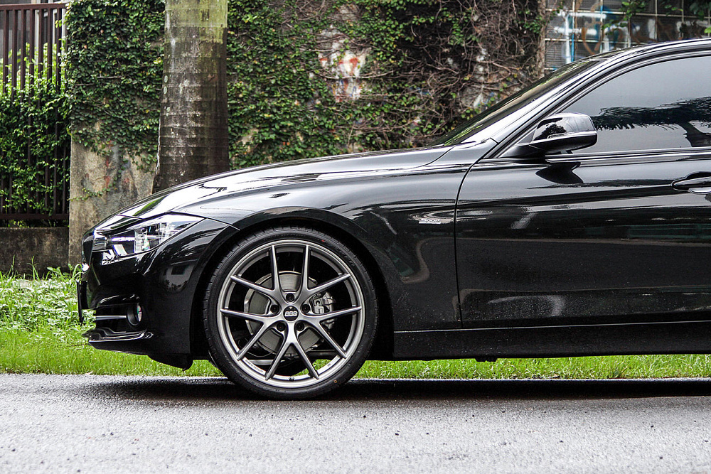 картинка Новые диски BBS CI-R R18 5X100 ET38 J8,5 темное серебро глянец от магазина  StreetTuning