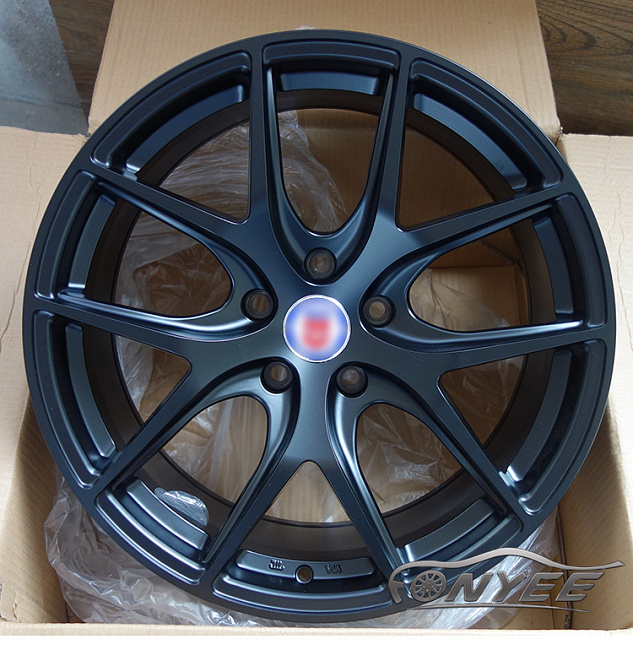 картинка Новые диски HRE P101 R18 5x114,3 ET35 J8,5 черные матовые магазин  StreetTuning 