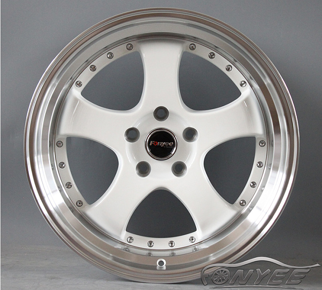 картинка Новые диски JNC 017 R18 5X112 ET25 J9,5 белый + серебро магазин  StreetTuning 