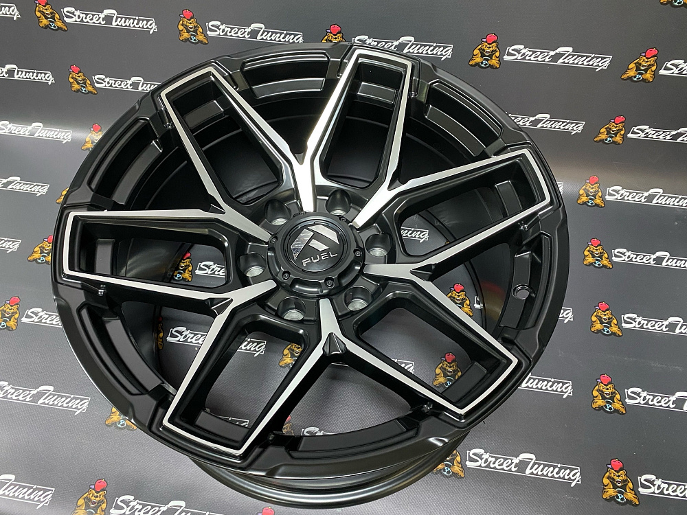 картинка Новые диски FUEL 7046 R17 J9 ET(0) 6x139.7 Black + Silver цо 110.1 от магазина  StreetTuning