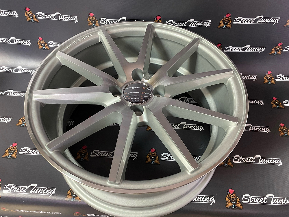картинка Новые диски Vossen VFS1 R17 J7.5 ET30 4x100 Silver от магазина  StreetTuning