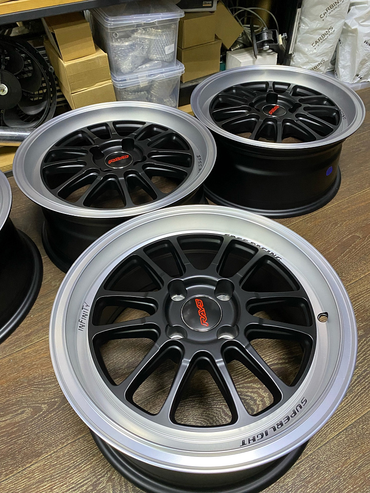 картинка Новые диски RAYS R15 J7 ET30 4x100 черные + полировка от магазина  StreetTuning