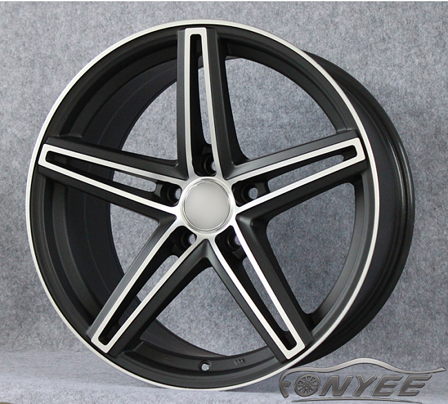 картинка Новые диски Vossen CV5 Replica R18 5X114,3 ET35 J9,5 черный мат + серебро магазин  StreetTuning 