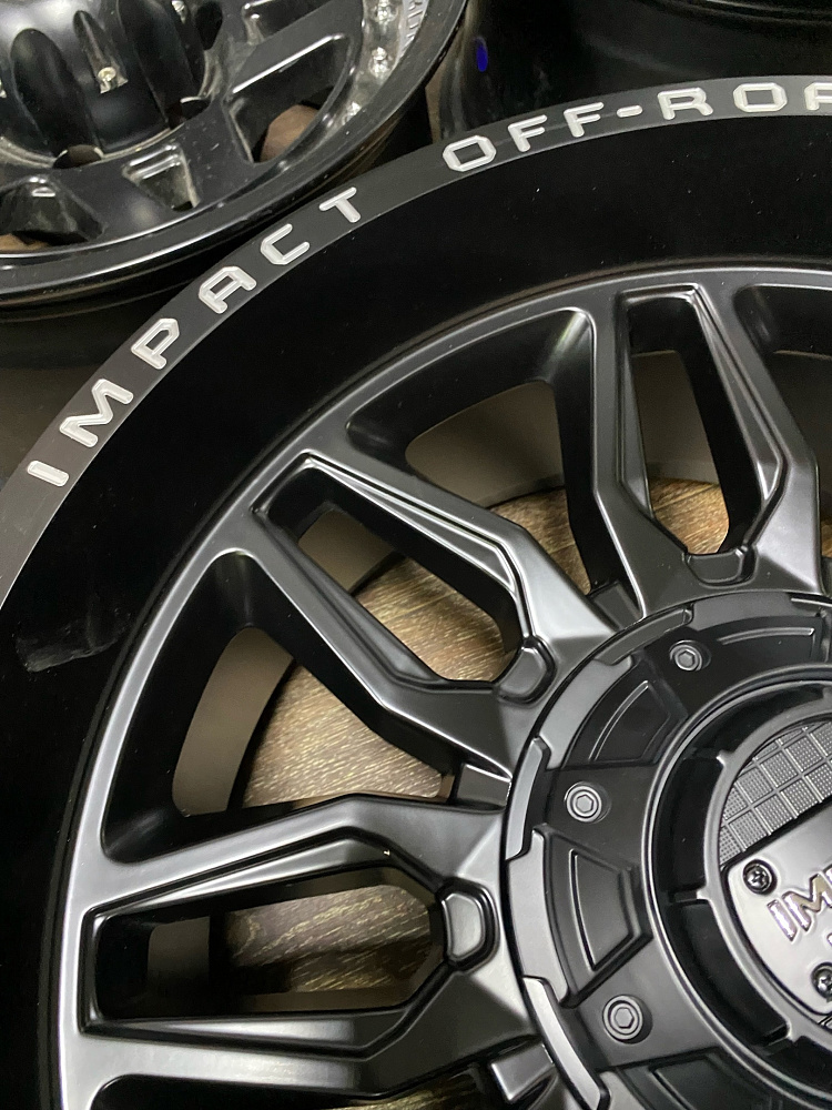 картинка Новые диски Impact Off-Road R20 J10 ET-12 6X139.7 от магазина  StreetTuning