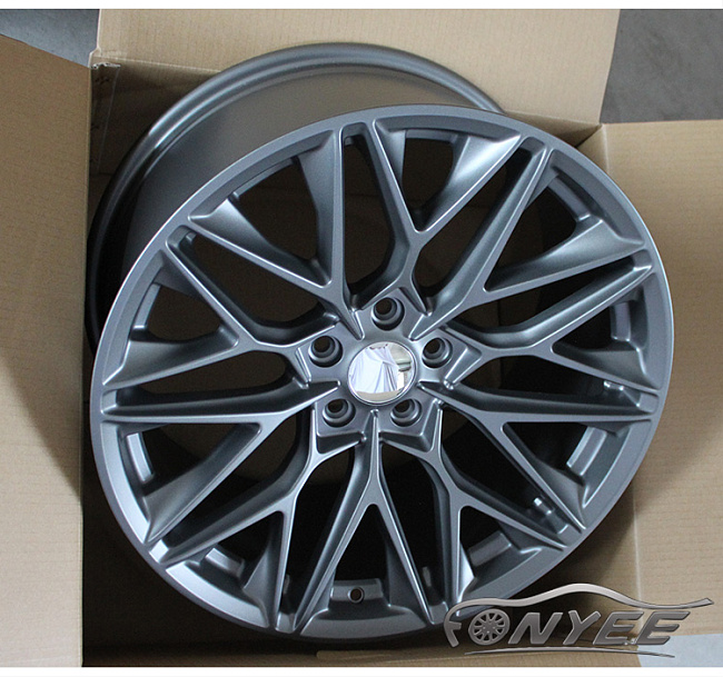 картинка Новые диски HRE P200 Replika R19 5X100 ET38 J9,5, темно-серебряные магазин  StreetTuning 