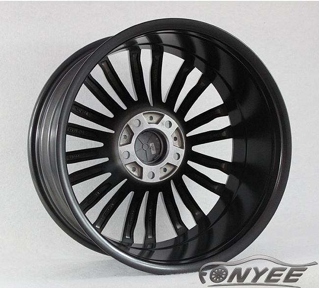 картинка Новые диски BMW style 142 R18 5x120 ET35 J8,5 черное серебро магазин  StreetTuning 