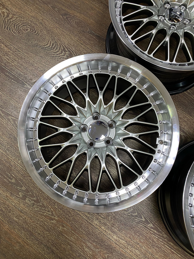 картинка Новые диски VS Work SPL F051 R18 J8.5 ET35 5X100 Hyper Blackолотые от магазина  StreetTuning