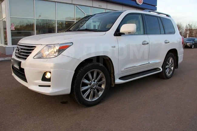 картинка Накладка на передний и задний бампер Luxury Sport для Lexus LX570 магазин  StreetTuning 