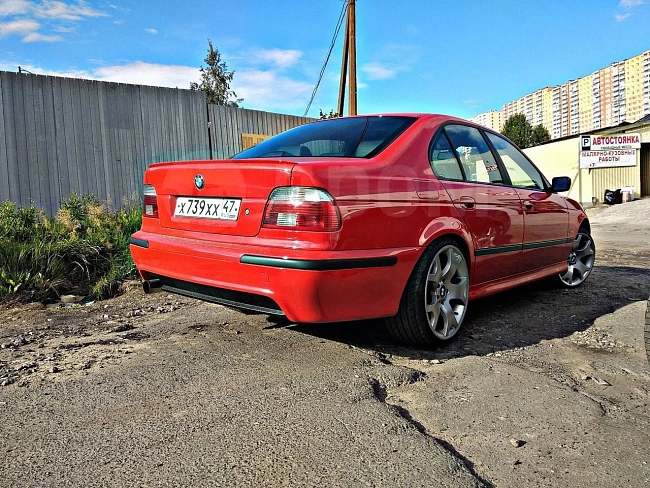 картинка Задний бампер "м" для BMW 5 E39 съемные молдинги магазин  StreetTuning 