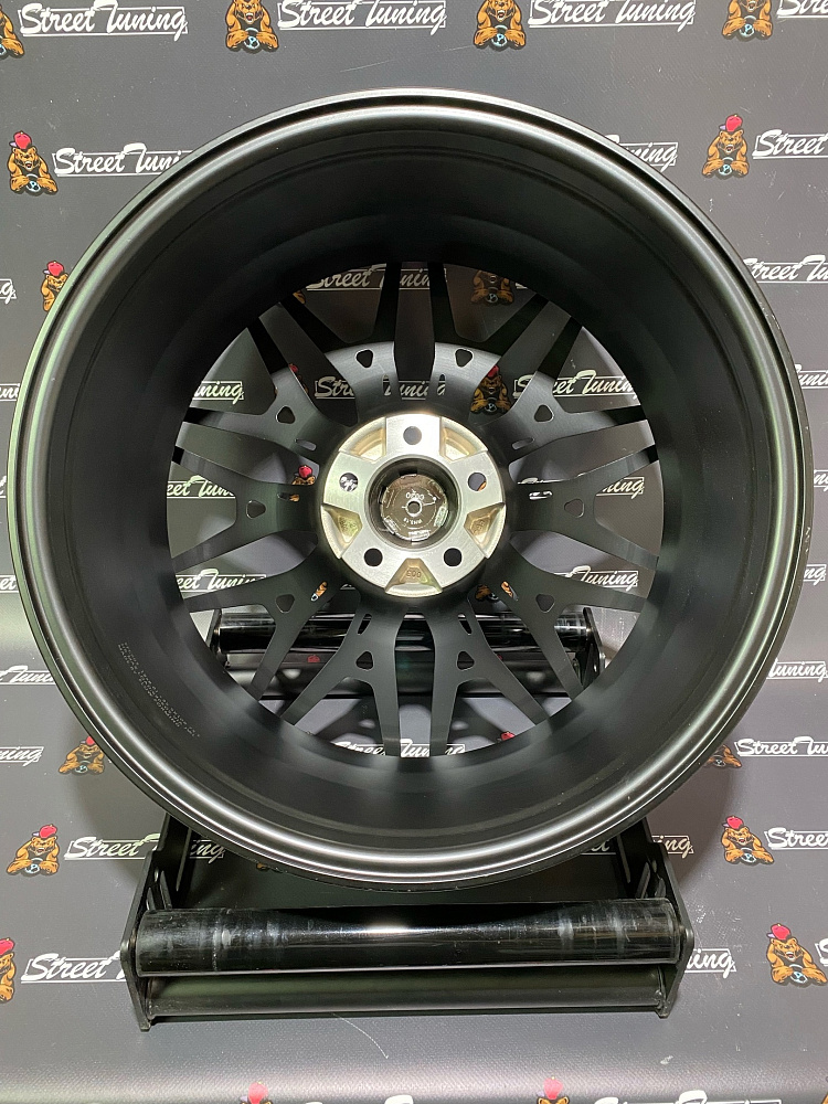 картинка Новые диски Vossen Flow Forming R18 J8 ET35 5X108 Black от магазина  StreetTuning
