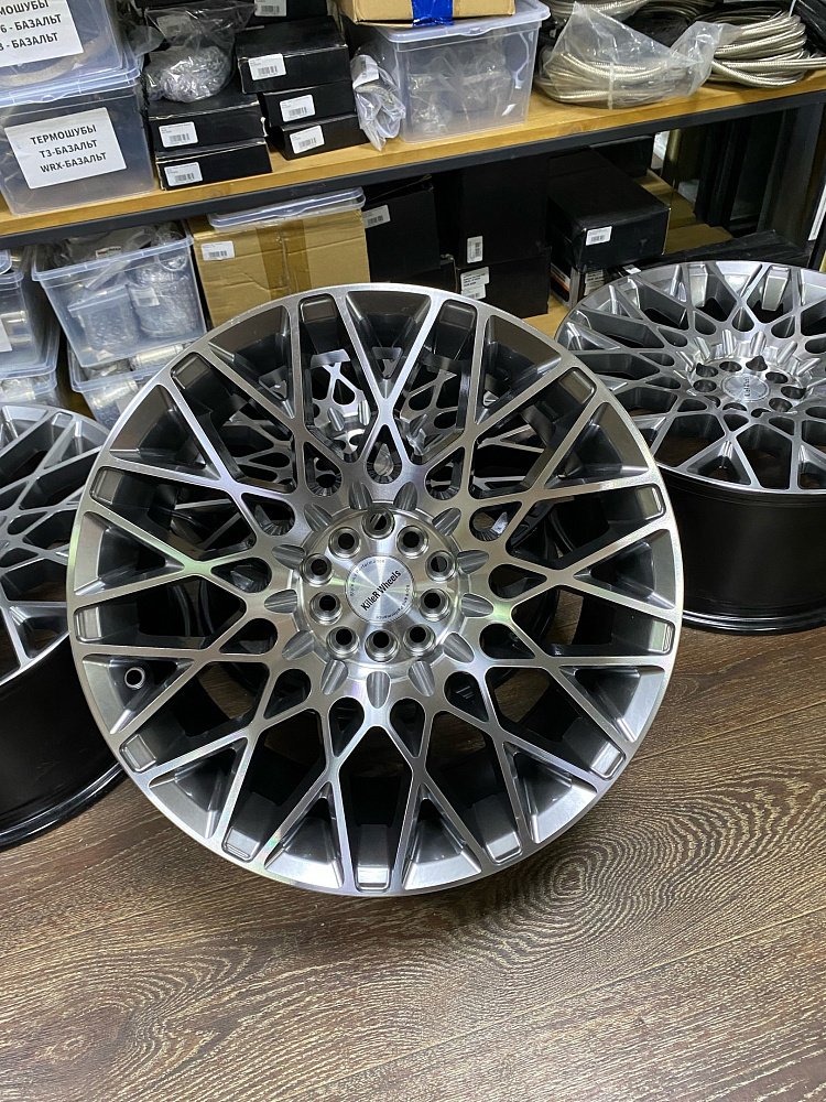 картинка Новые диски Rotiform BLQ Style R18 J8.5 ET35 5x100/5x114.3 от магазина  StreetTuning