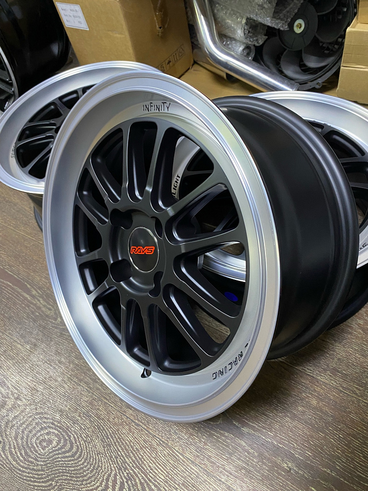 картинка Новые диски RAYS R15 J7 ET30 4x100 черные + полировка от магазина  StreetTuning