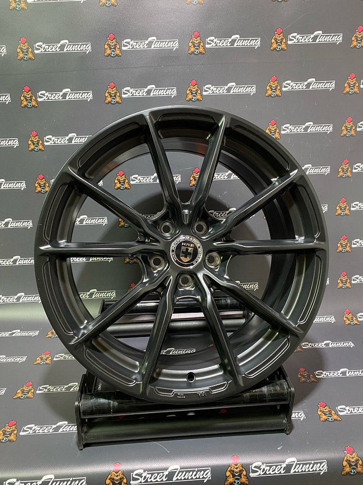 картинка Новые диски HRE DQ015 Flow Forming R18 J8 ET35 5X108 Black Mat от магазина  StreetTuning