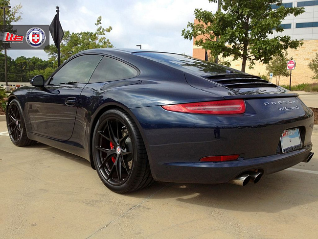 картинка Новые диски HRE P101 R17 5x114,3 ET35 J7,5 черные матовые магазин  StreetTuning 