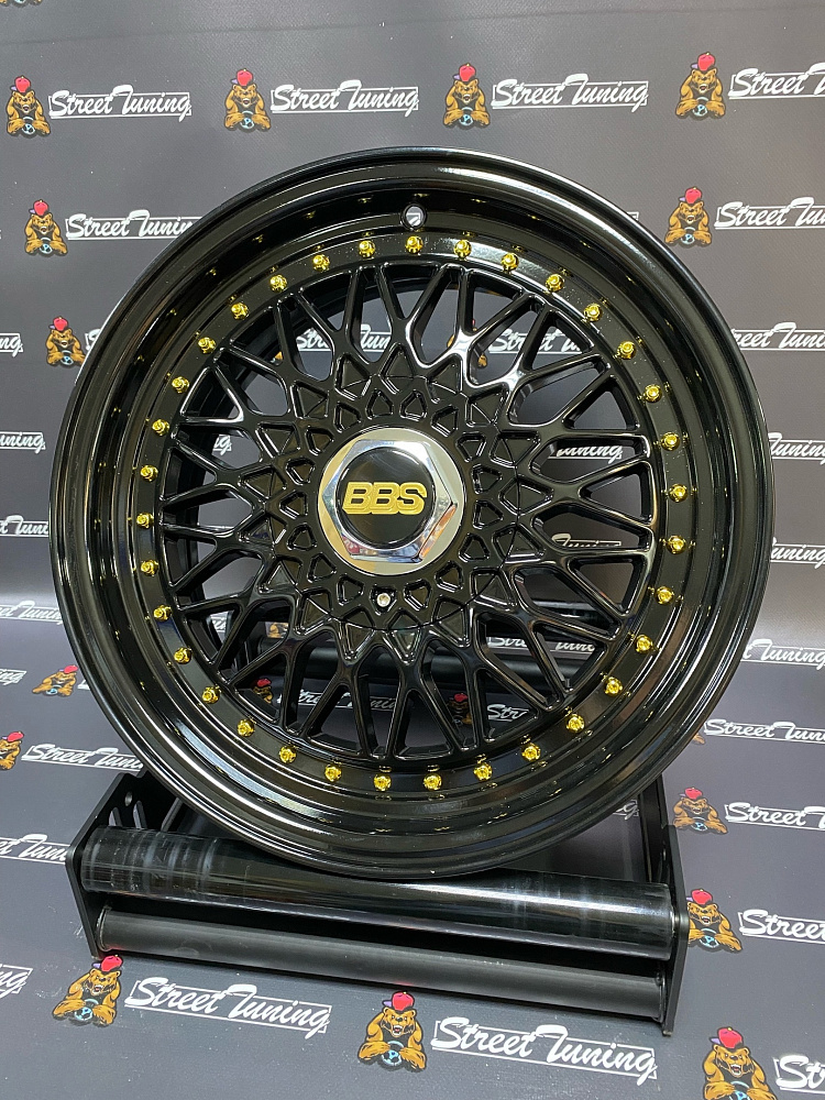 картинка Новые диски BBS RS R16 J6.5 ET30 4x100/114,3 Black Gloss от магазина  StreetTuning