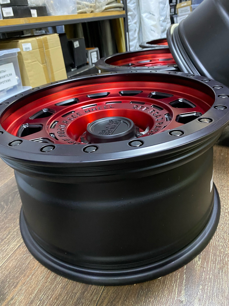 картинка Новые диски Black Rhino 1206 - R17 j8.5 ET0 6x139.7 red/black от магазина  StreetTuning