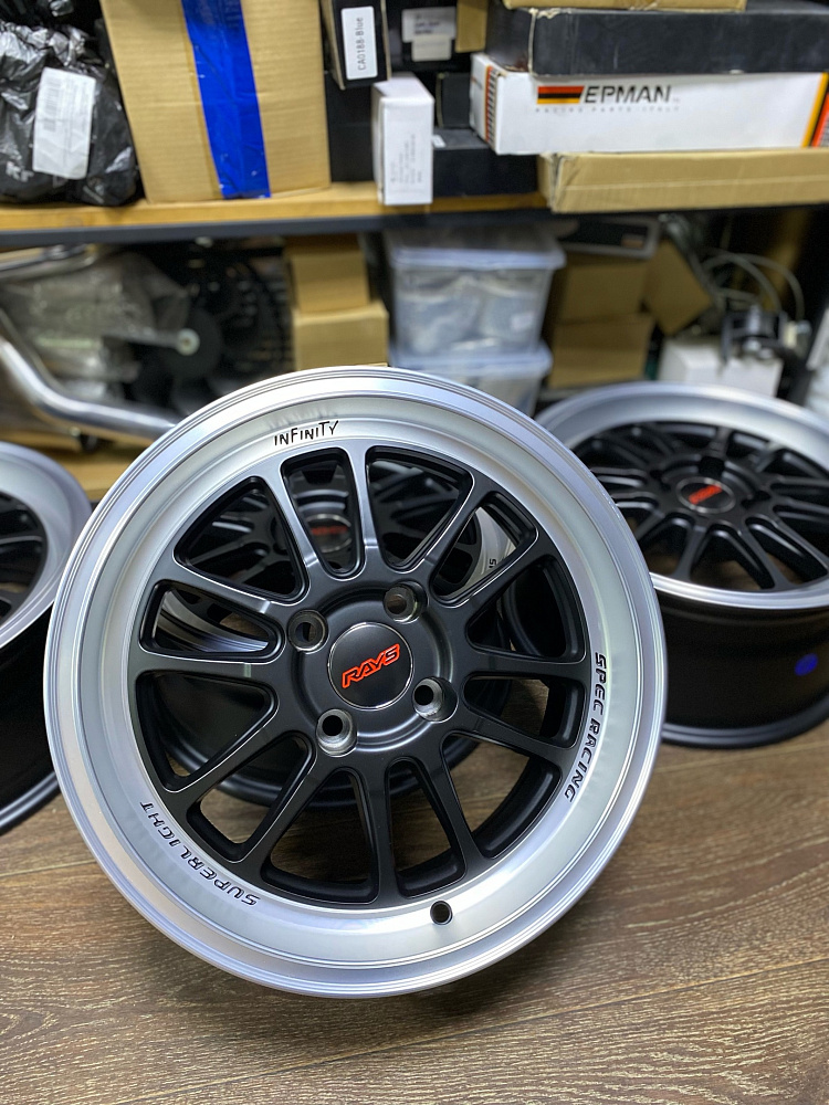 картинка Новые диски RAYS R15 J7 ET30 4x100 черные + полировка от магазина  StreetTuning
