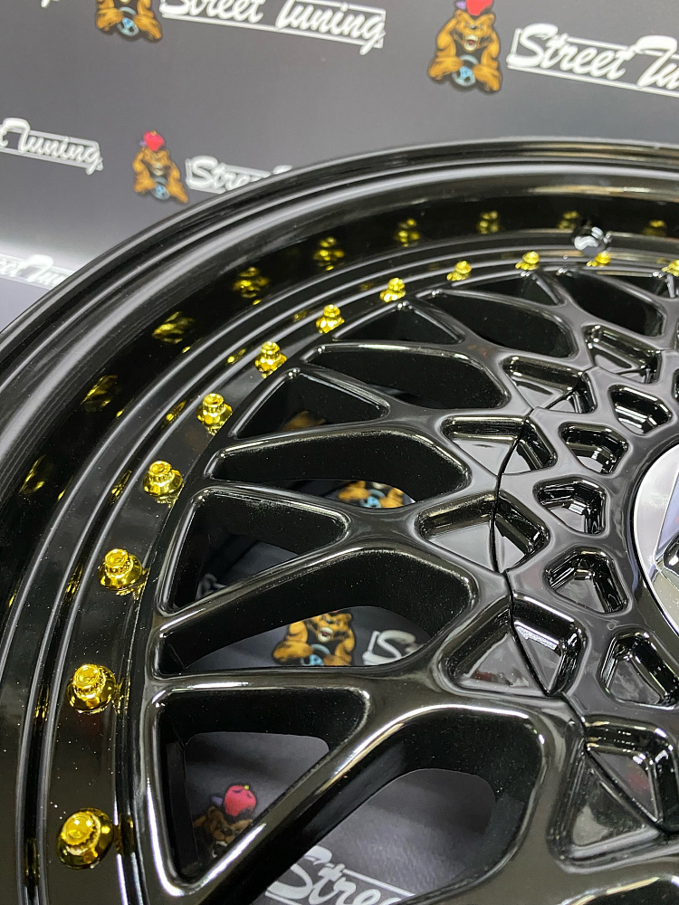 картинка Новые диски BBS RS R16 J6.5 ET30 4x100/114,3 Black Gloss от магазина  StreetTuning