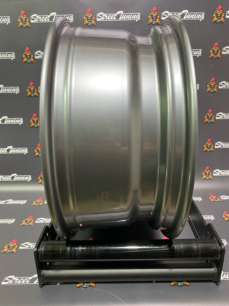 картинка Новые диски OZ RACING R17 J7.5 ET45 5x112/5X114.3 Gunmetal от магазина  StreetTuning