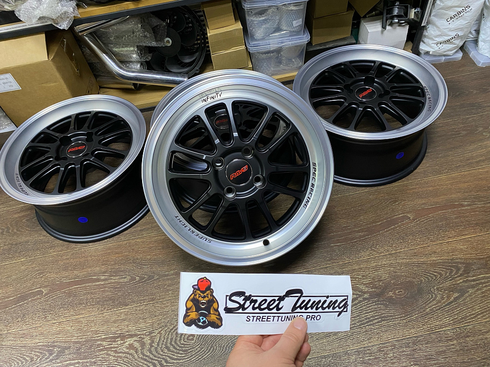 картинка Новые диски RAYS R15 J7 ET30 4x100 черные + полировка от магазина  StreetTuning