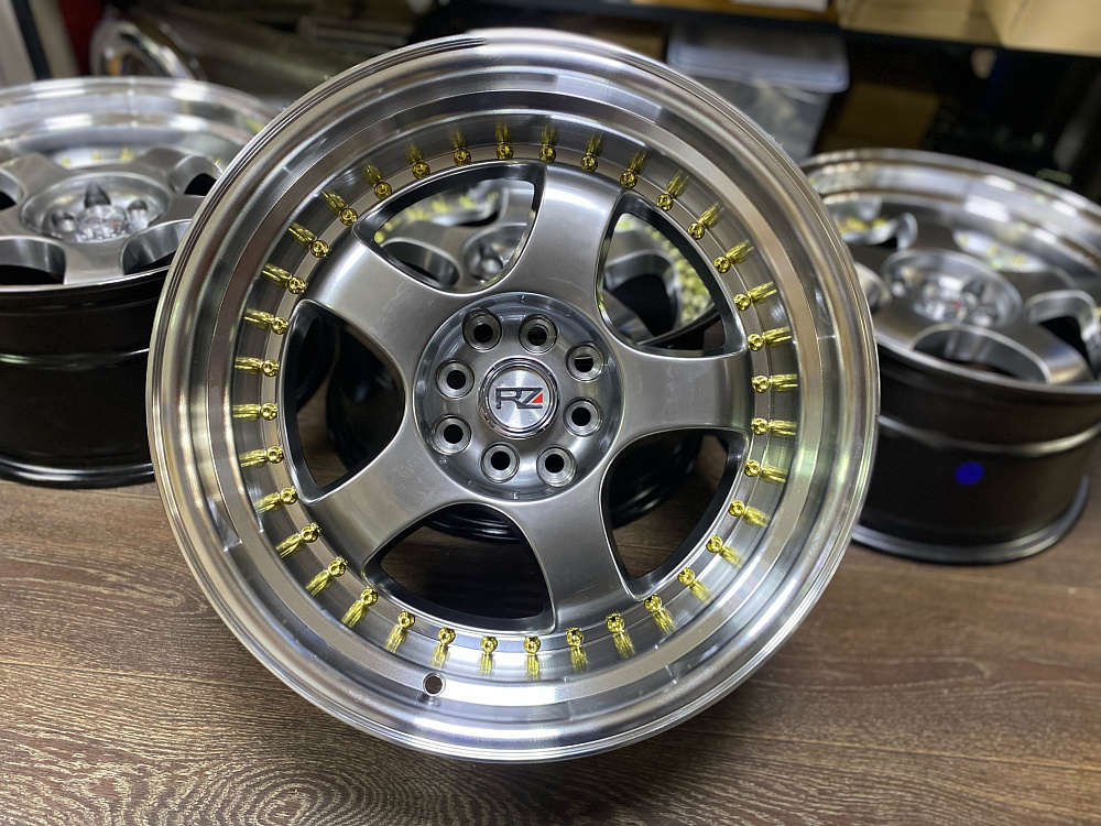 картинка Новые диски SSR SP1 R17 J9 ET20 4X100/4x114.3, Hyper Black от магазина  StreetTuning