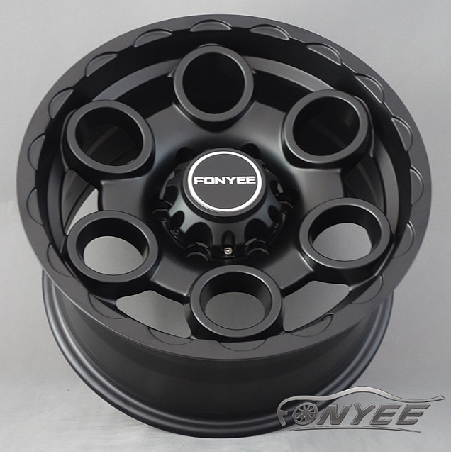 картинка Новые диски Black Rhino Magnus R16 5X139,7 ET0 J8 черный мат магазин  StreetTuning 