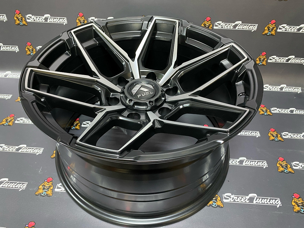 картинка Новые диски FUEL 7046 R17 J9 ET(0) 6x139.7 Black + Silver цо 110.1 от магазина  StreetTuning