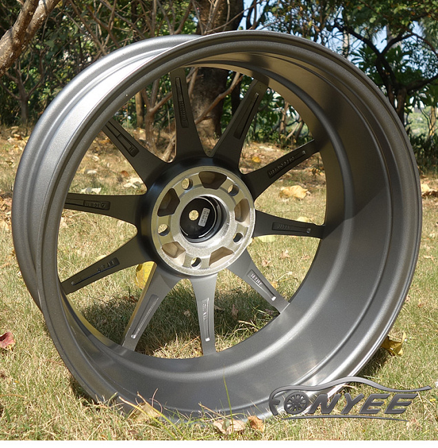 картинка Новые диски Rays G25 R17 5X114,3 ET40 J7 серебристо-серый матовый магазин  StreetTuning 