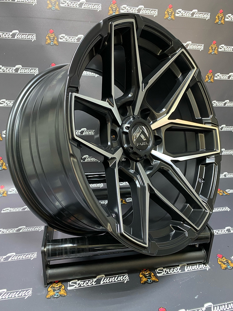 картинка Новые диски FUEL 7046 R17 J9 ET(0) 6x139.7 Black + Silver цо 110.1 от магазина  StreetTuning